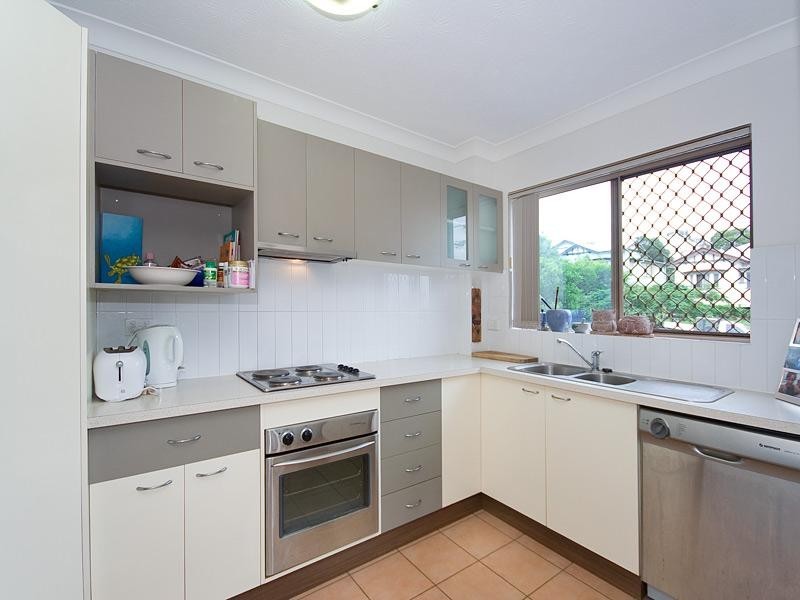 2/67 Sixth Avenue, Kedron QLD 4031