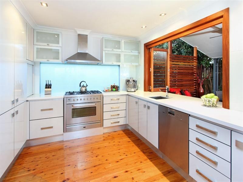 20 Beatrice Street, Bardon QLD 4065