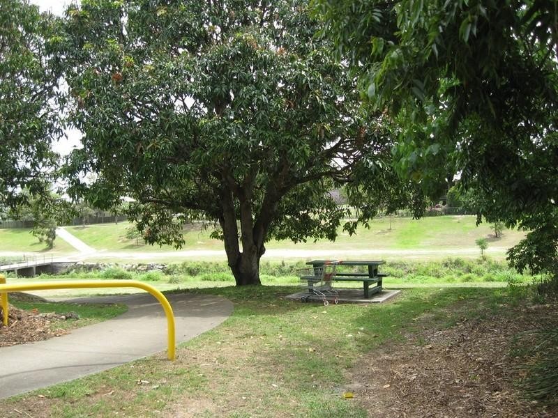 2/76 Swinburne Street, Lutwyche QLD 4030