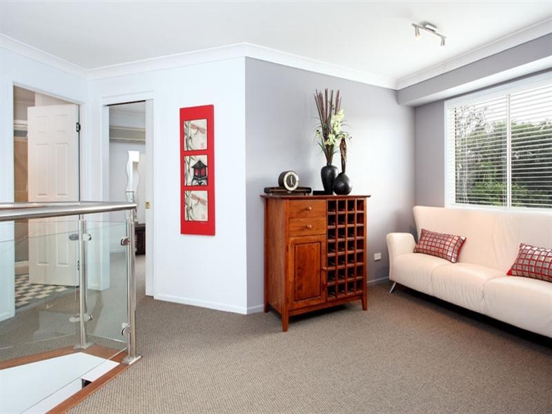 20 Beatrice Street, Bardon QLD 4065