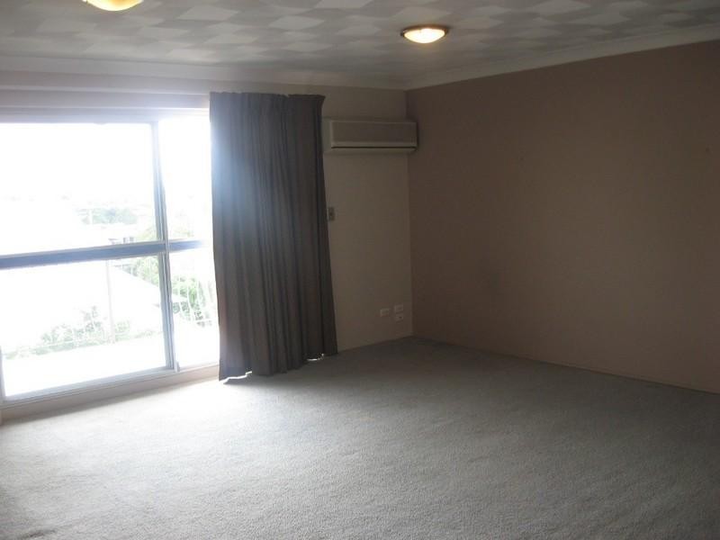 8/24 Rosemount Terrace, Windsor QLD 4030