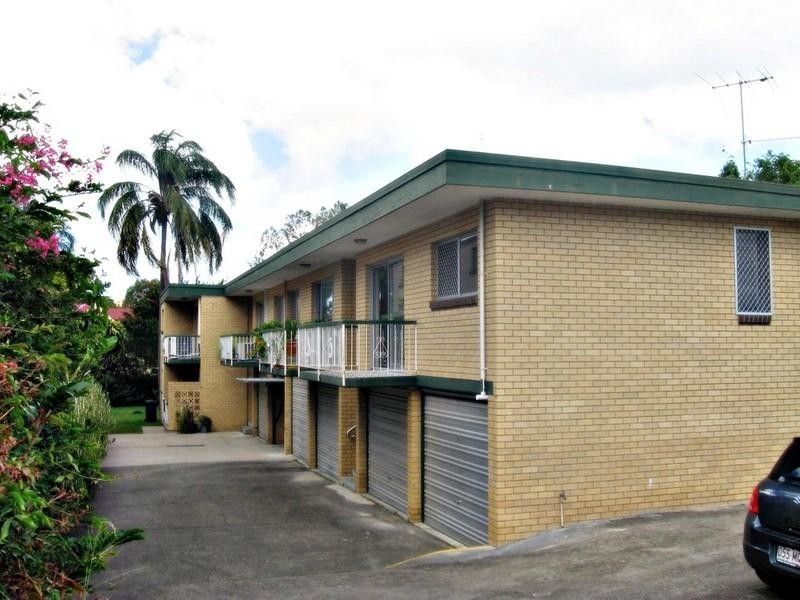 2/11 Salt Street, Windsor QLD 4030