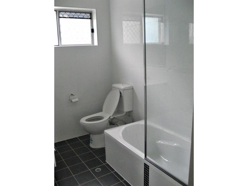 2/11 Salt Street, Windsor QLD 4030