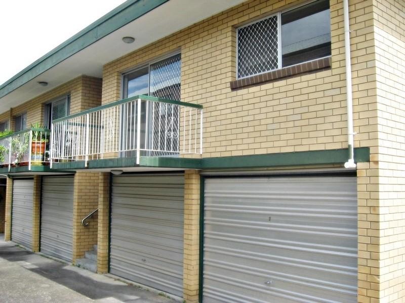2/11 Salt Street, Windsor QLD 4030
