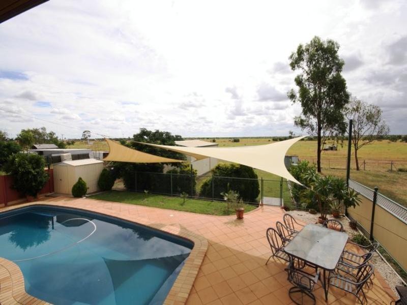 29 Eagle Street, Longreach QLD 4730