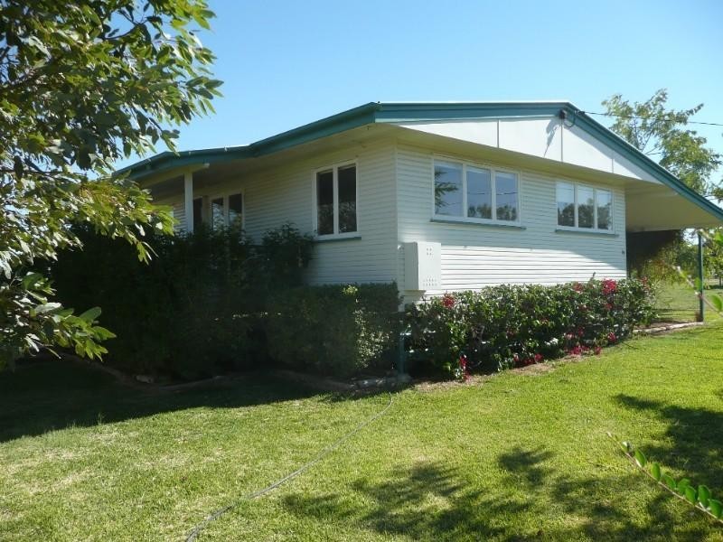 13 Wellshot Street, Longreach QLD 4730