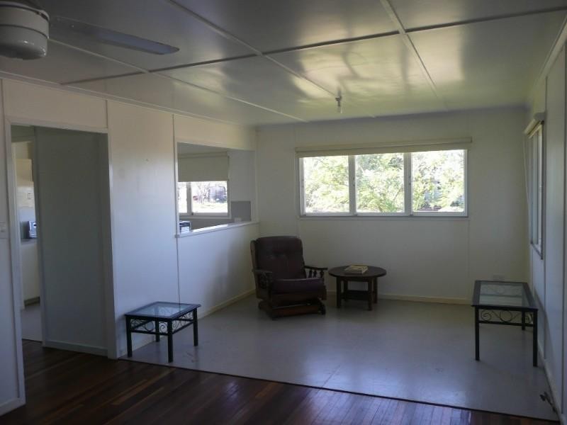 13 Wellshot Street, Longreach QLD 4730