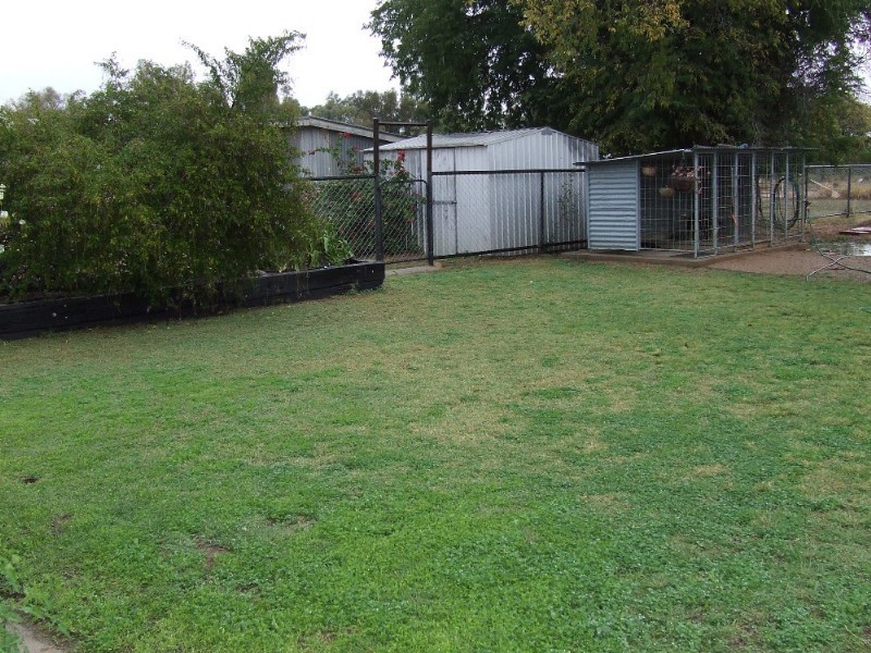 123 Cassowary Street, Longreach QLD 4730