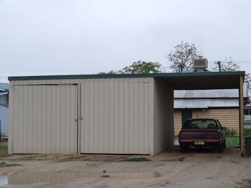 123 Cassowary Street, Longreach QLD 4730