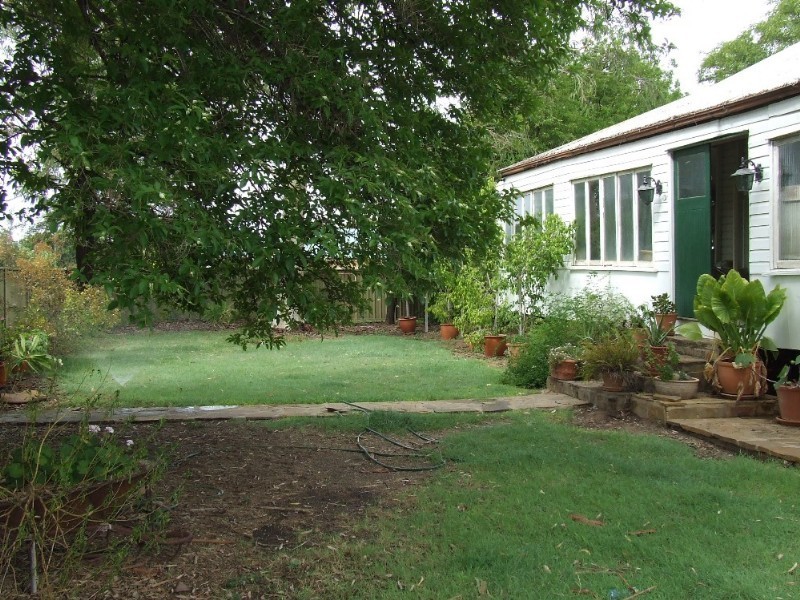 119 Crane Street, Longreach QLD 4730