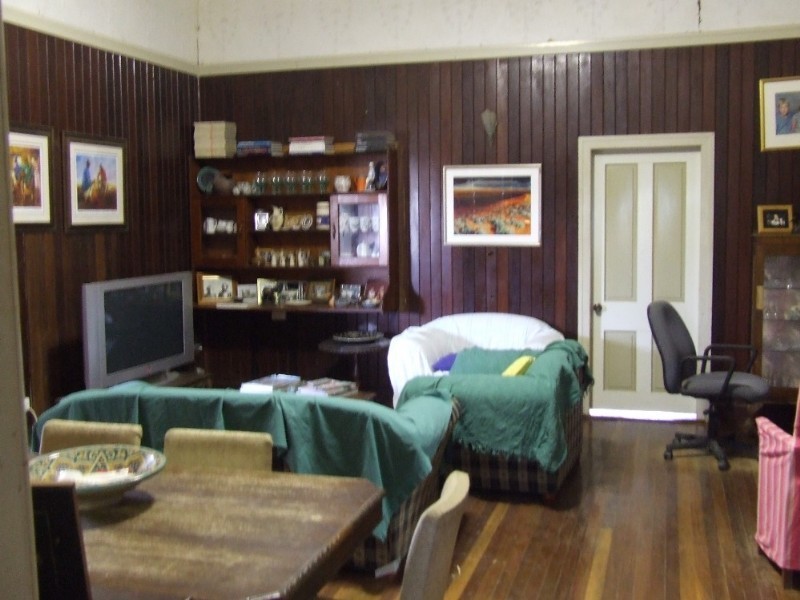 119 Crane Street, Longreach QLD 4730