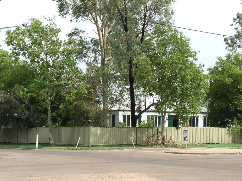 119 Crane Street, Longreach QLD 4730