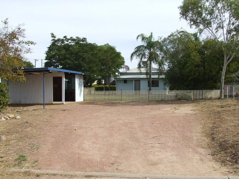 170 Galah Street, Longreach QLD 4730