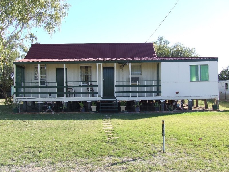 44 Gidyea Street, Barcaldine QLD 4725