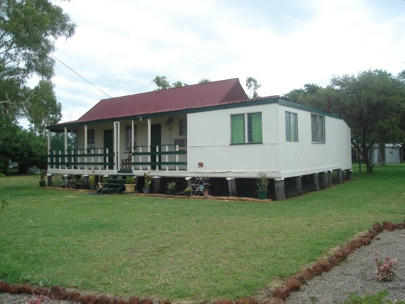 44 Gidyea Street, Barcaldine QLD 4725