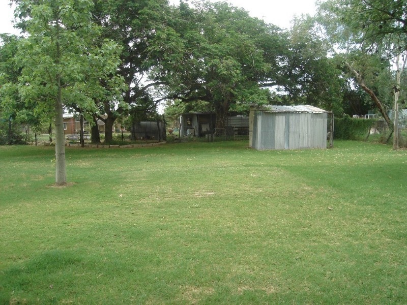 44 Gidyea Street, Barcaldine QLD 4725