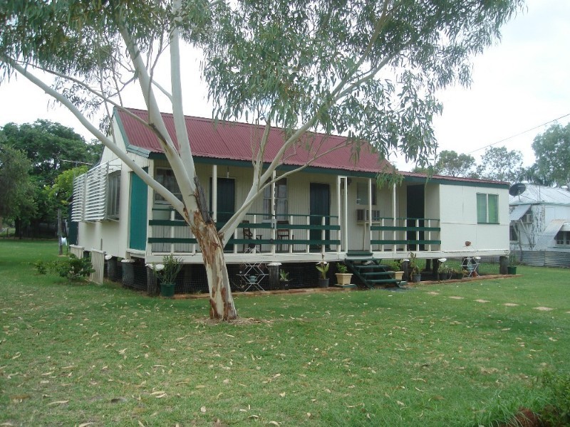44 Gidyea Street, Barcaldine QLD 4725