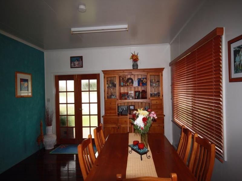 19 Cassowary Street, Longreach QLD 4730