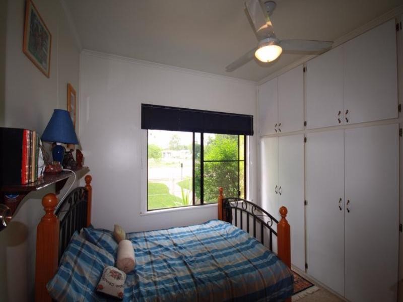 19 Cassowary Street, Longreach QLD 4730