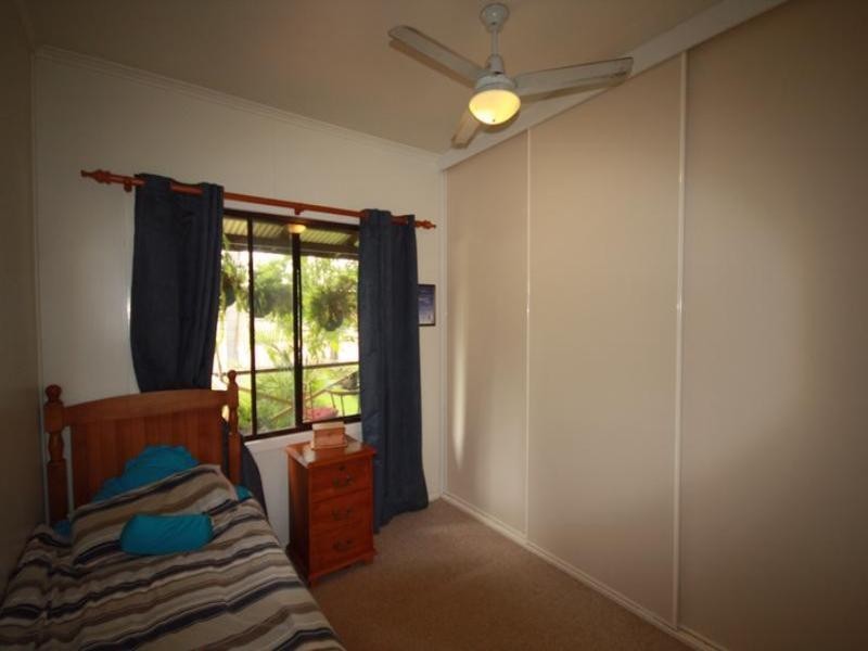 19 Cassowary Street, Longreach QLD 4730