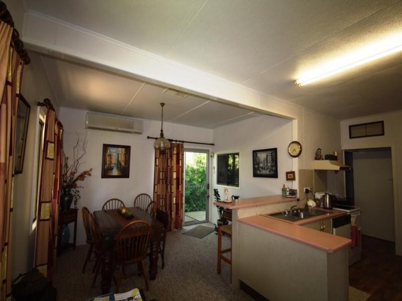 71 Wompoo Road, Longreach QLD 4730