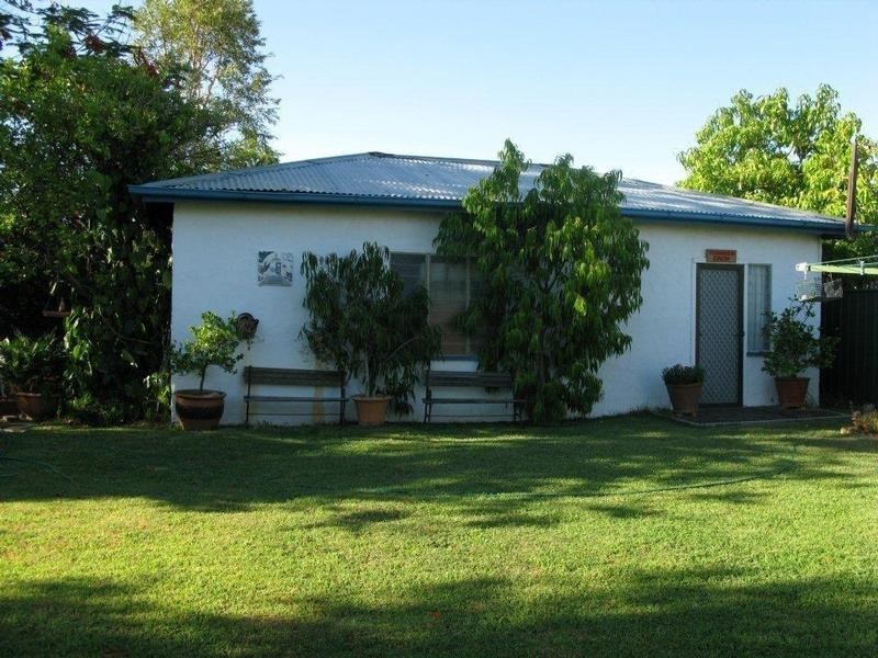 71 Wompoo Road, Longreach QLD 4730