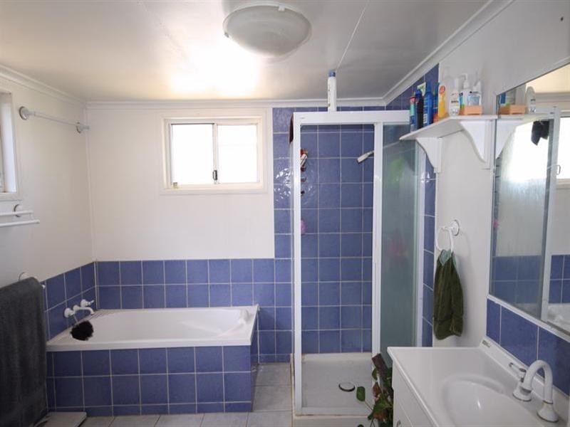 138 Emu Street, Longreach QLD 4730