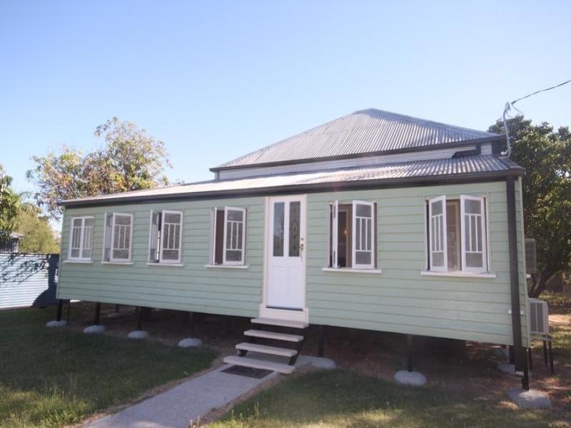 68 Fir Street, Barcaldine QLD 4725
