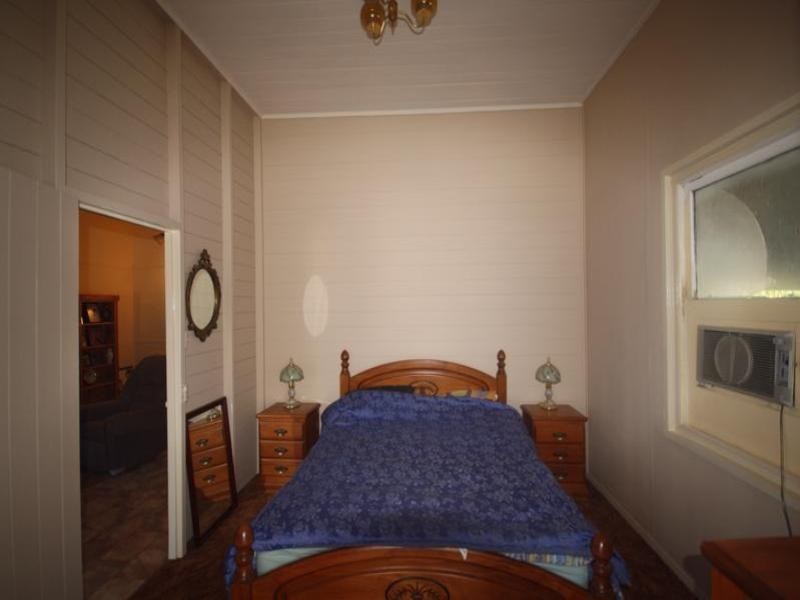 68 Fir Street, Barcaldine QLD 4725