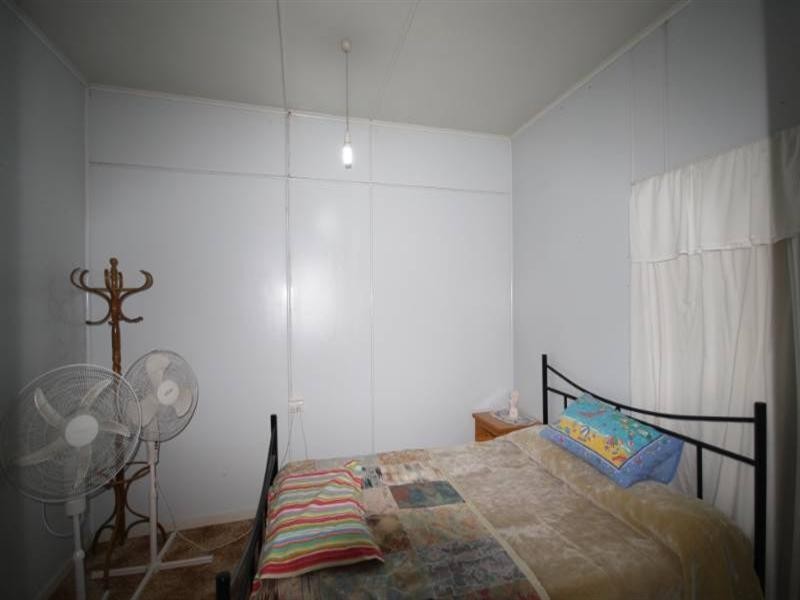 159 Ibis Street, Longreach QLD 4730