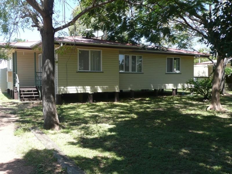 11 Tern Street, Longreach QLD 4730