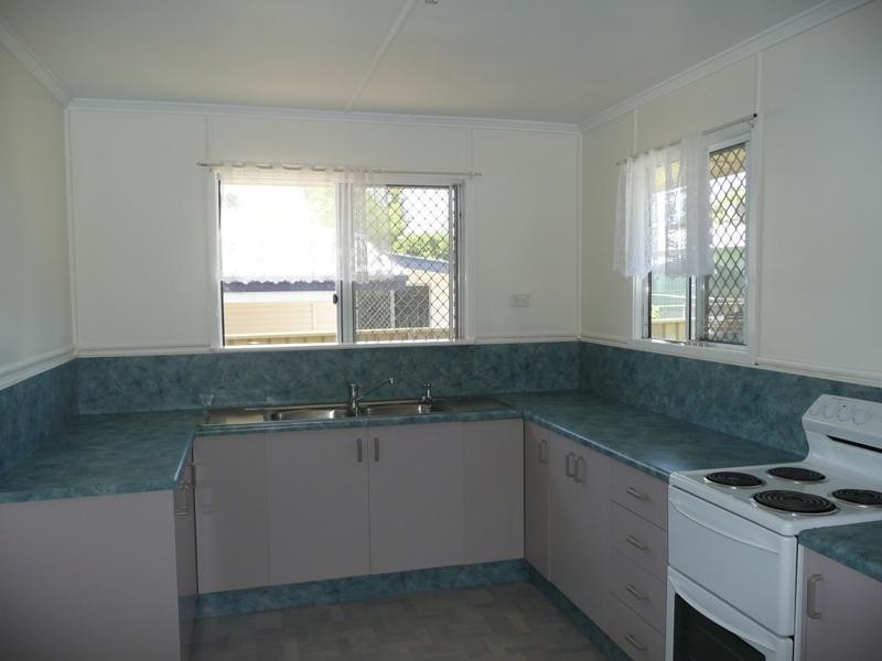 11 Tern Street, Longreach QLD 4730