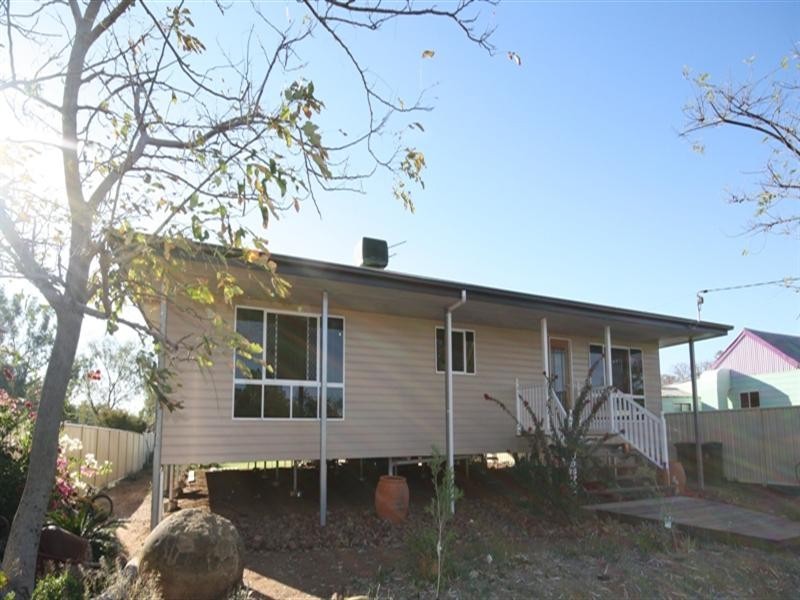 175 Ibis Street, Longreach QLD 4730