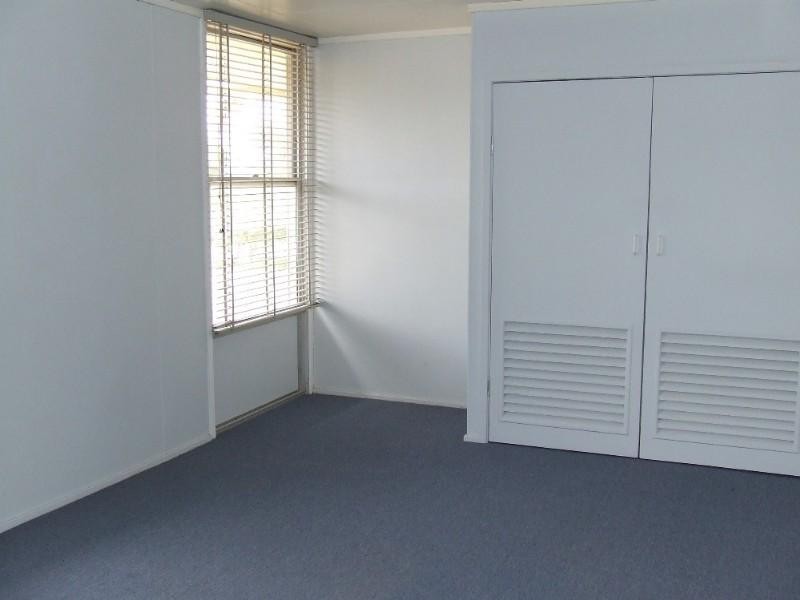 161 Crane Street, Longreach QLD 4730