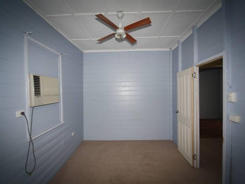 16 Poplar Street, Barcaldine QLD 4725