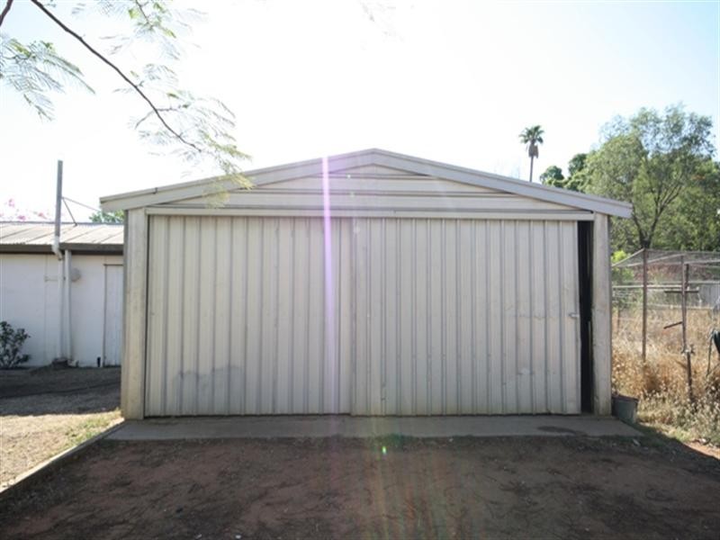 30 Quail Street, Longreach QLD 4730