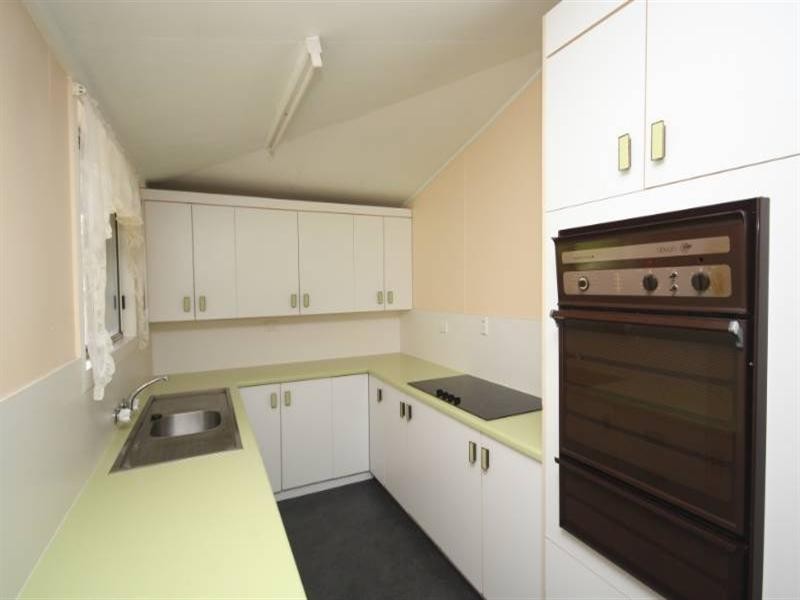 38 Fir Street, Barcaldine QLD 4725