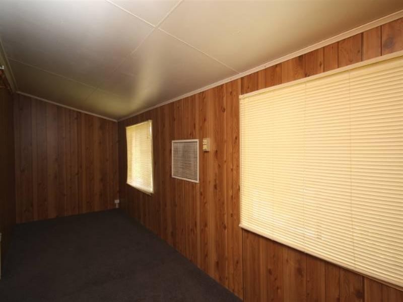 38 Fir Street, Barcaldine QLD 4725