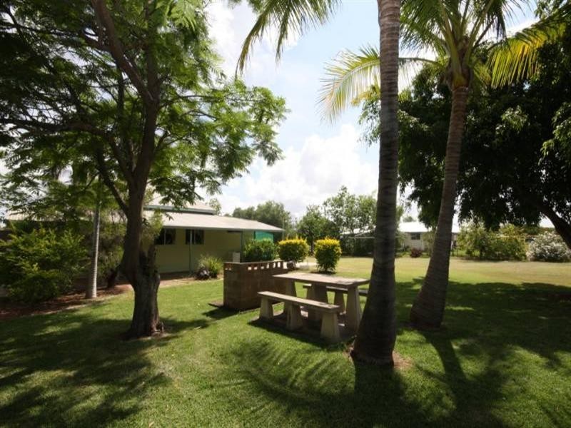 38 Fir Street, Barcaldine QLD 4725