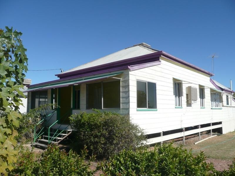 121 Kingfisher Street, Longreach QLD 4730