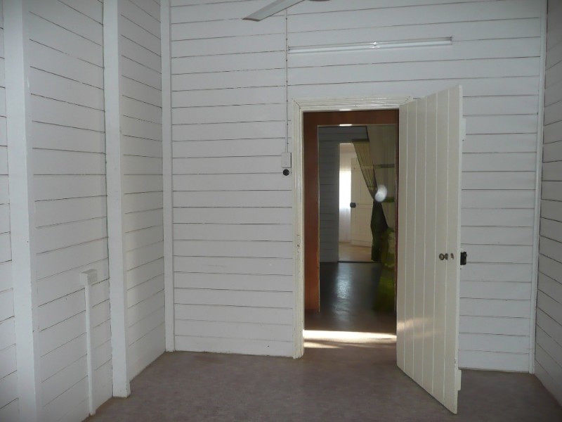 139 Kingfisher Street, Longreach QLD 4730