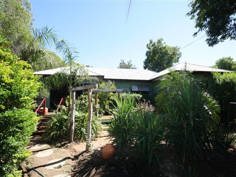 29 Galah Street, Longreach QLD 4730