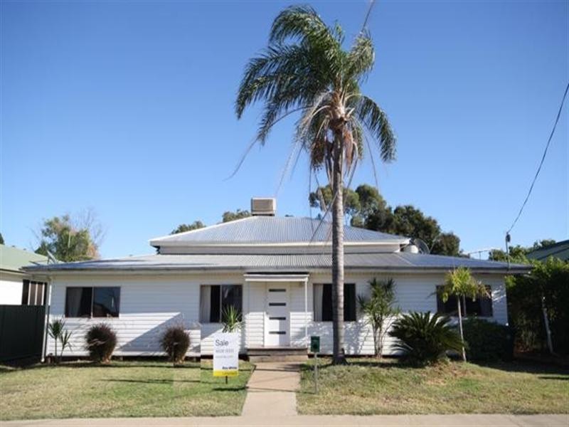 117 Emu Street, Longreach QLD 4730
