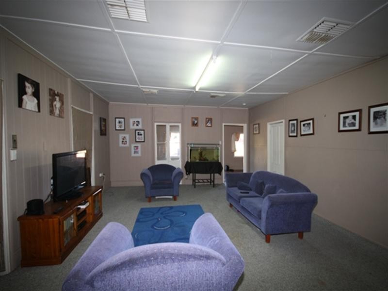 117 Emu Street, Longreach QLD 4730