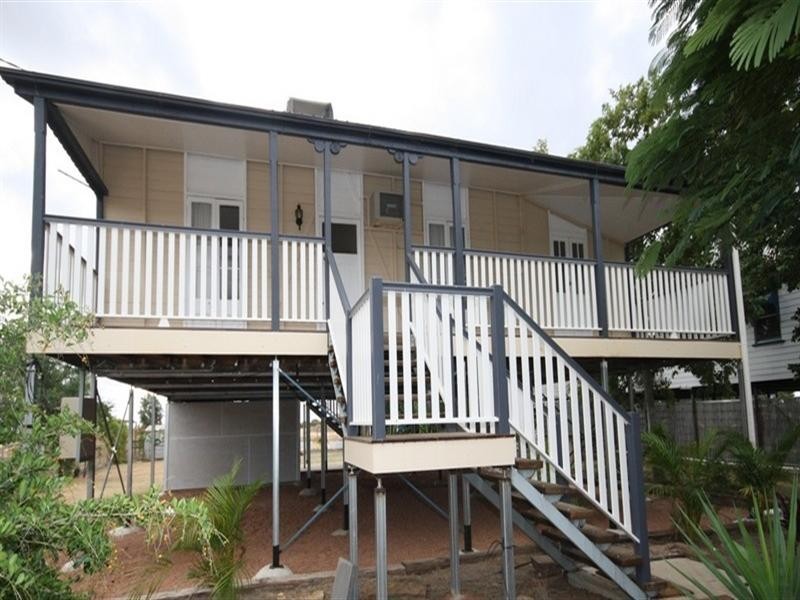 23 Eagle Street, Longreach QLD 4730