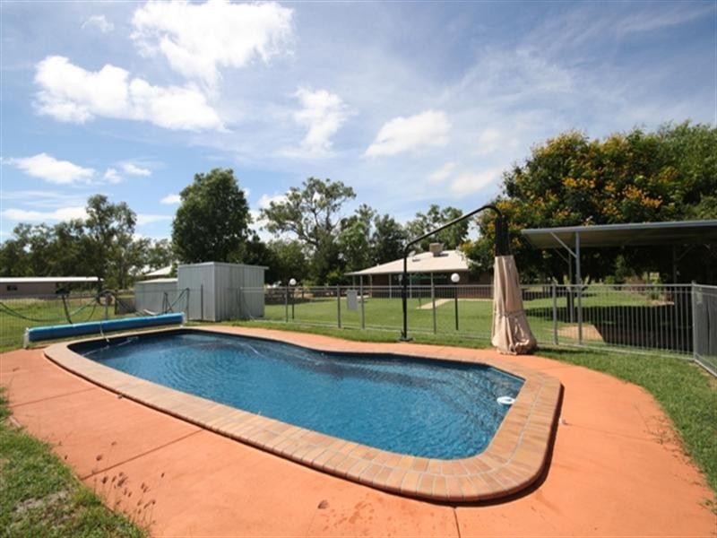 20 Bauhinia Street, Barcaldine QLD 4725