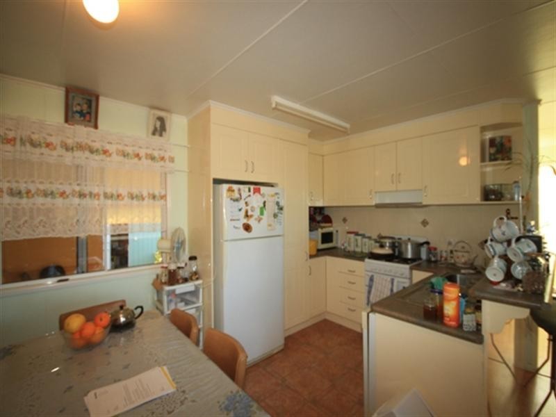 14 Cecil Street, Windorah QLD 4481