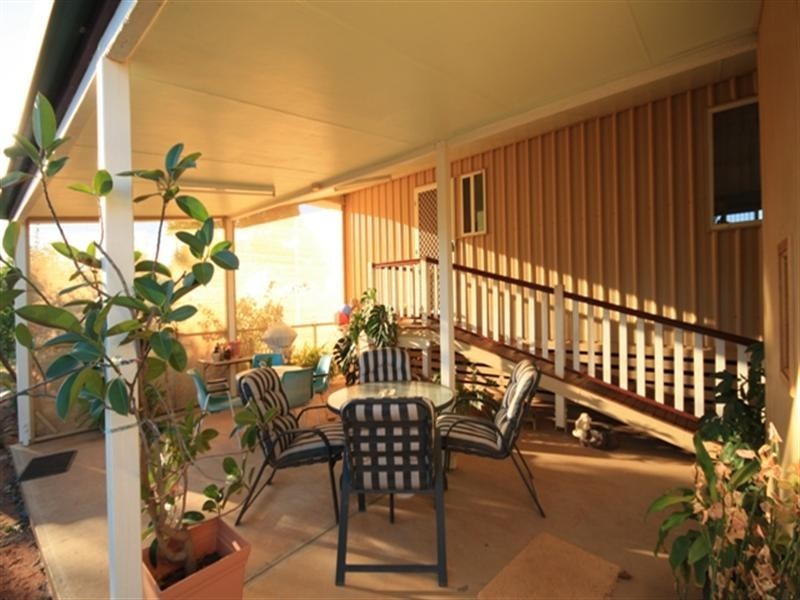 14 Cecil Street, Windorah QLD 4481