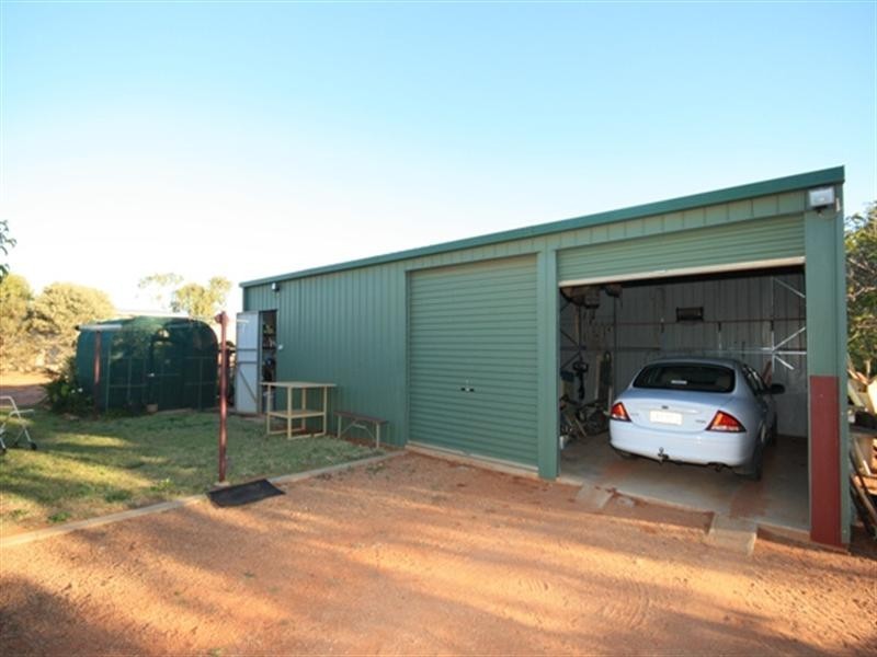 14 Cecil Street, Windorah QLD 4481