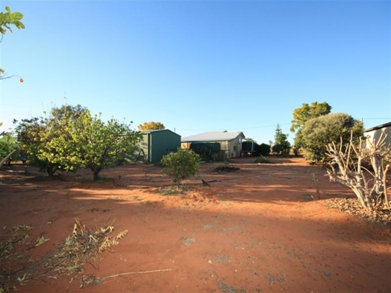 14 Cecil Street, Windorah QLD 4481